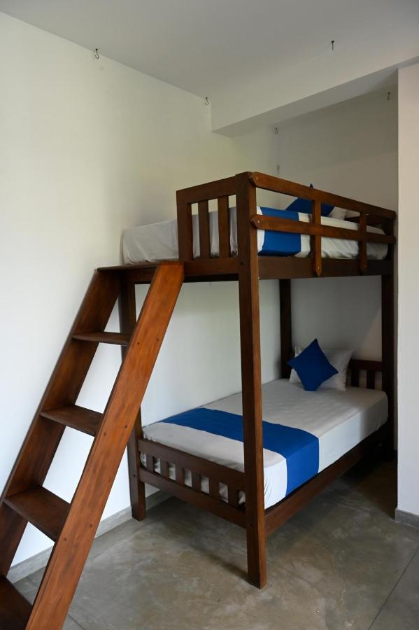 Beach Inns Holiday Resort - Celeste มาตารา ภายนอก รูปภาพ