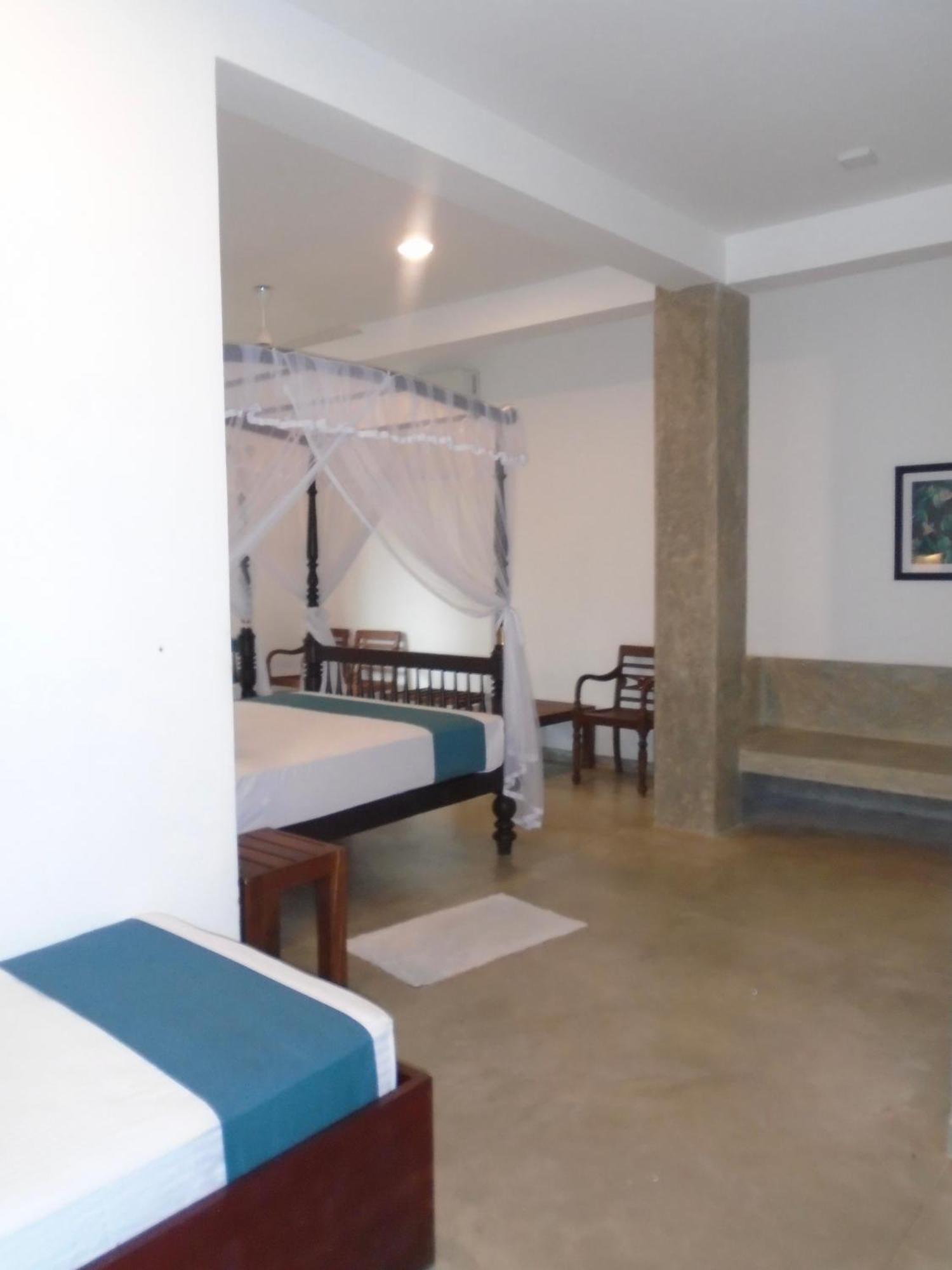 Beach Inns Holiday Resort - Celeste มาตารา ภายนอก รูปภาพ